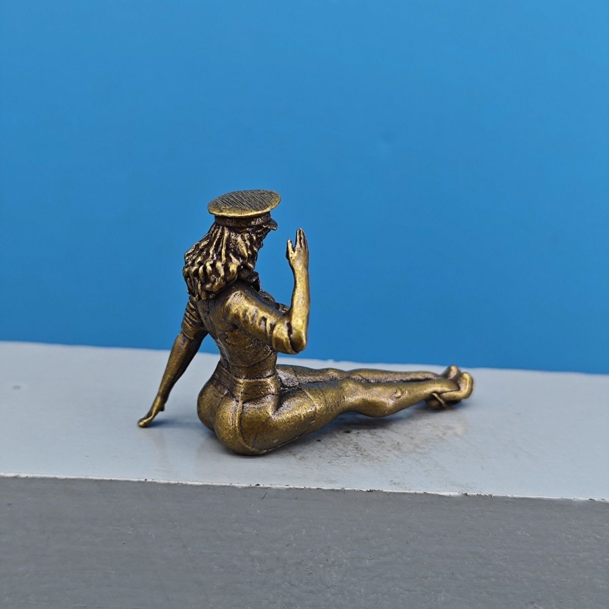 Solid Brass Miniature Girl Fig - Vintage Collectible Cars ulasan dan harga