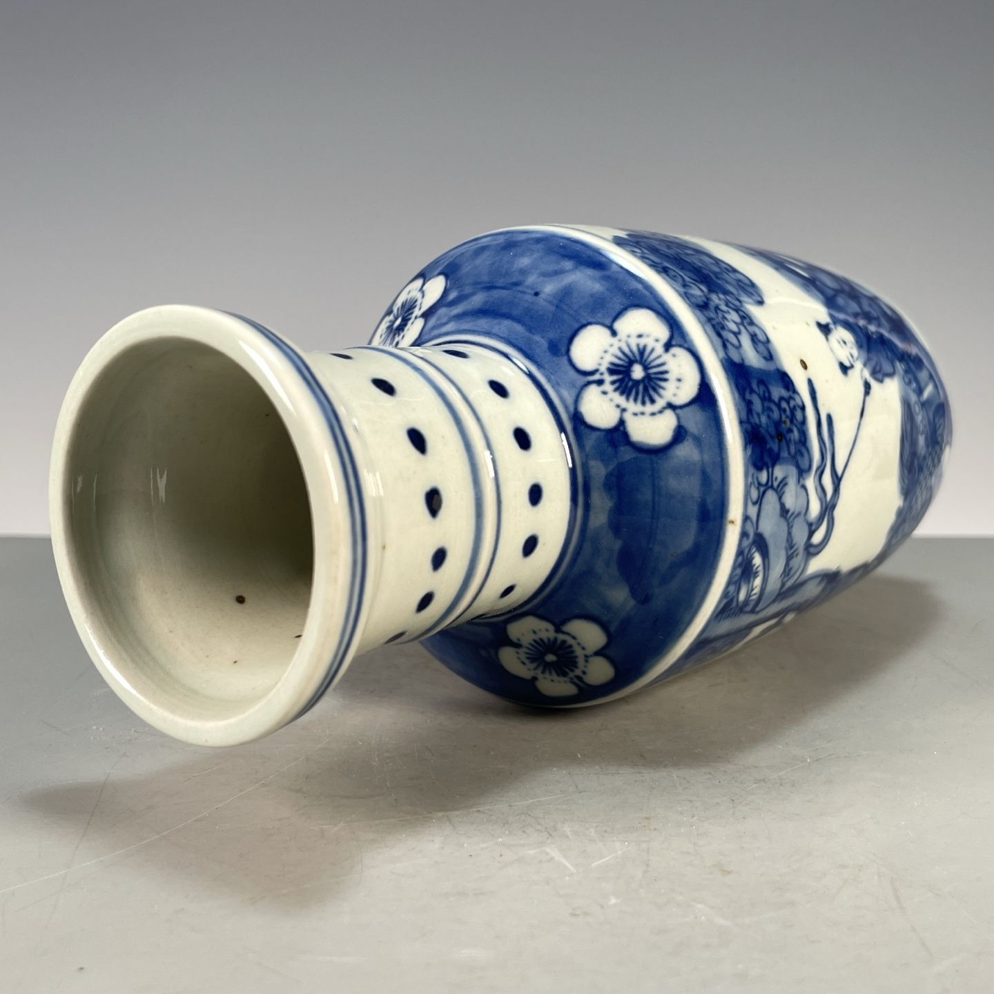 Blue and White Porcelain Roule - Vintage Collectible Pottery ulasan dan harga